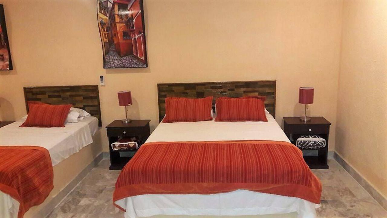 Hotel Versalles Suites Cancun Luaran gambar