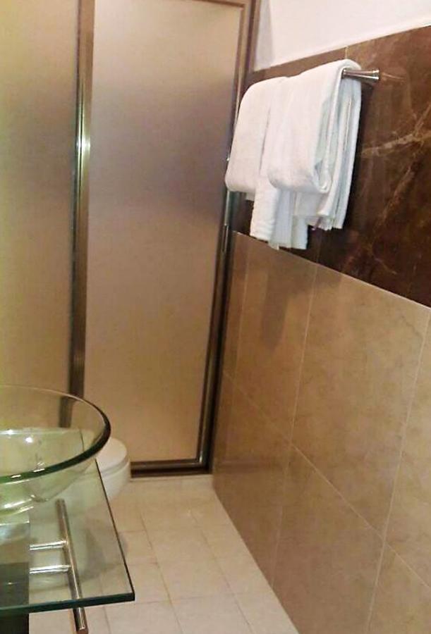 Hotel Versalles Suites Cancun Luaran gambar