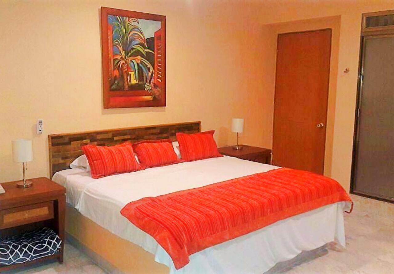 Hotel Versalles Suites Cancun Luaran gambar