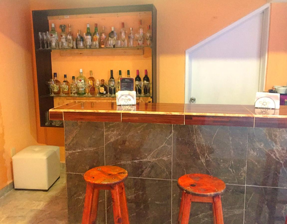 Hotel Versalles Suites Cancun Luaran gambar
