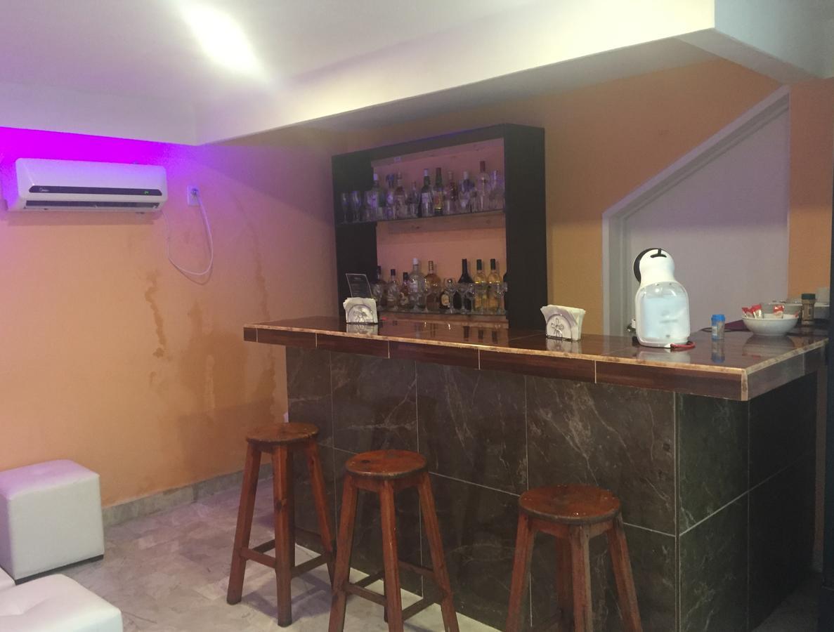 Hotel Versalles Suites Cancun Luaran gambar