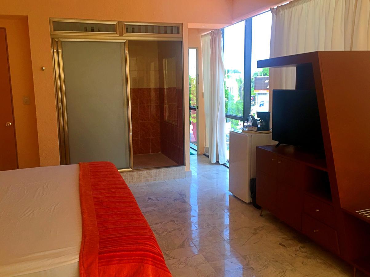 Hotel Versalles Suites Cancun Luaran gambar