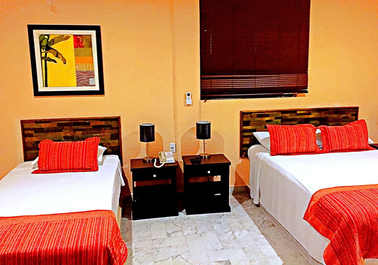 Hotel Versalles Suites Cancun Luaran gambar